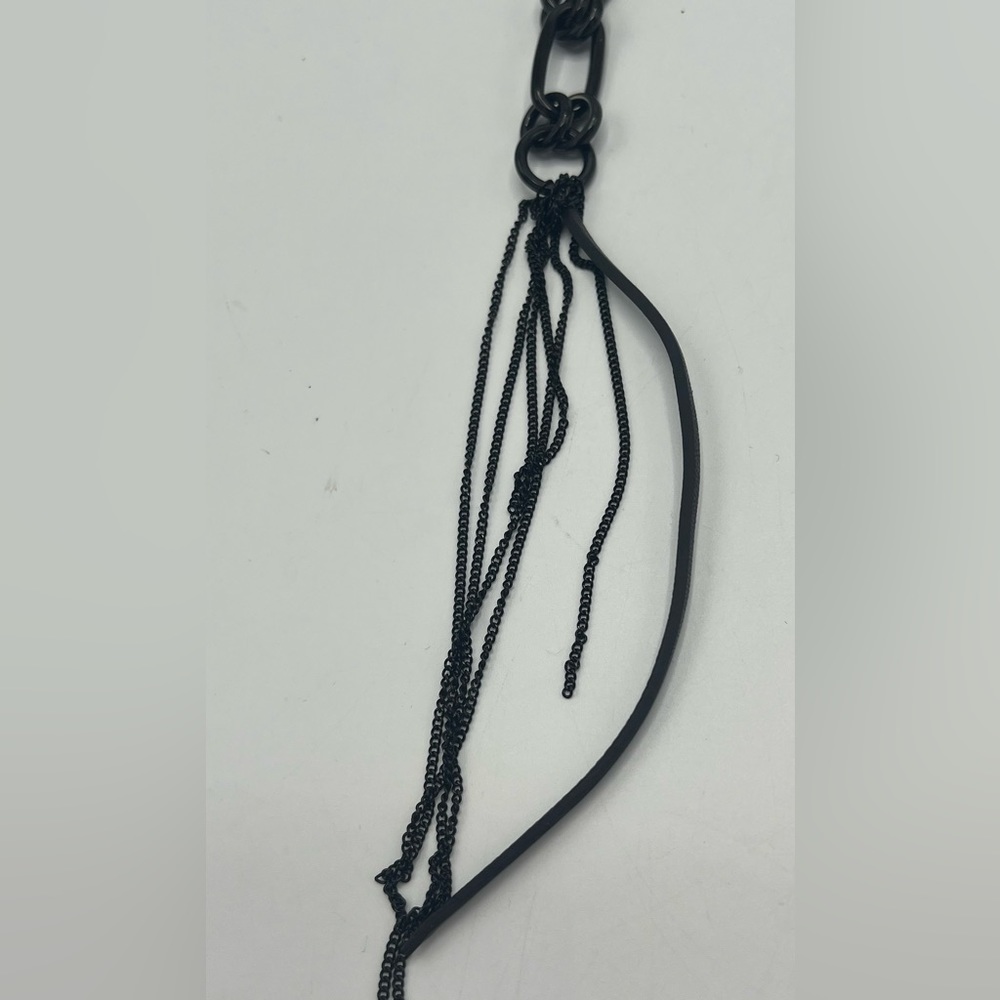 NEW MICHAEL KORS Black  CLIP ON HANGING EARRINGS - Picture 5 of 6